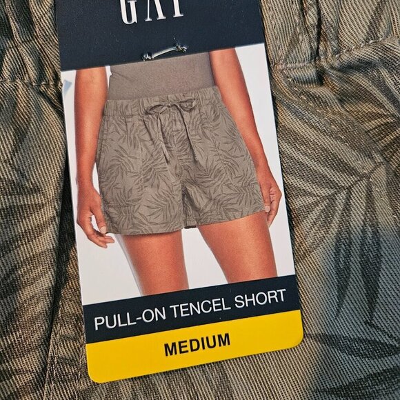 GAP Pull On Tencel Short, Size M, NWT - Picture 4 of 4